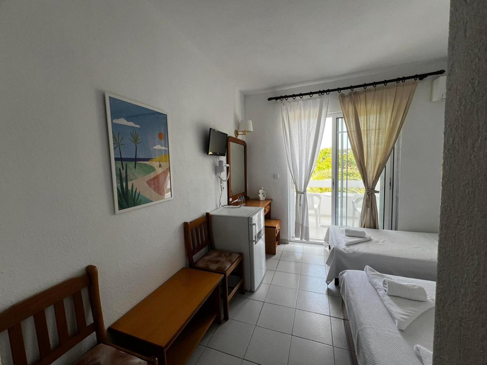Hotel Proteas Órmos Prínou Екстериор снимка